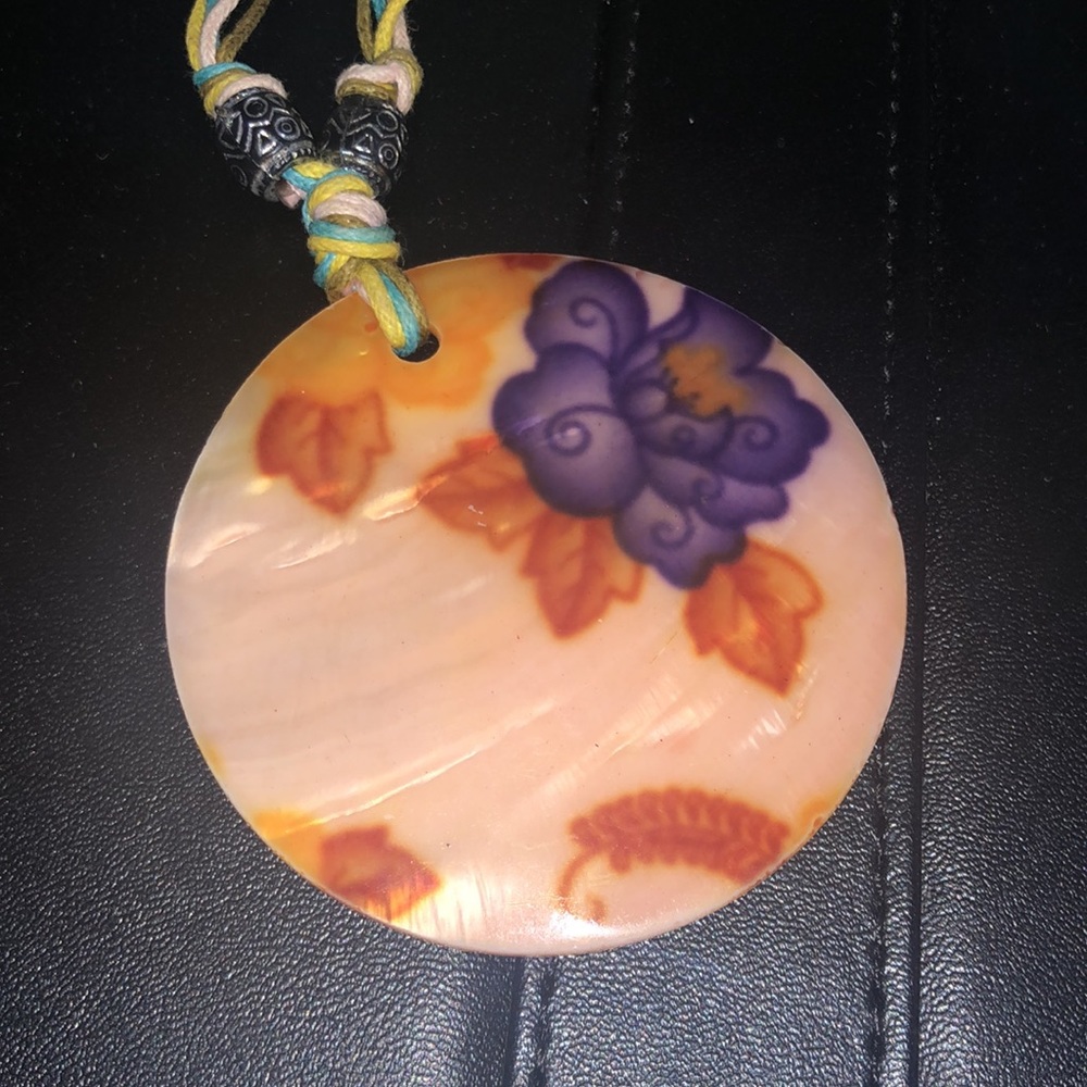 Handmade Shell Necklace - Picture 2 of 3